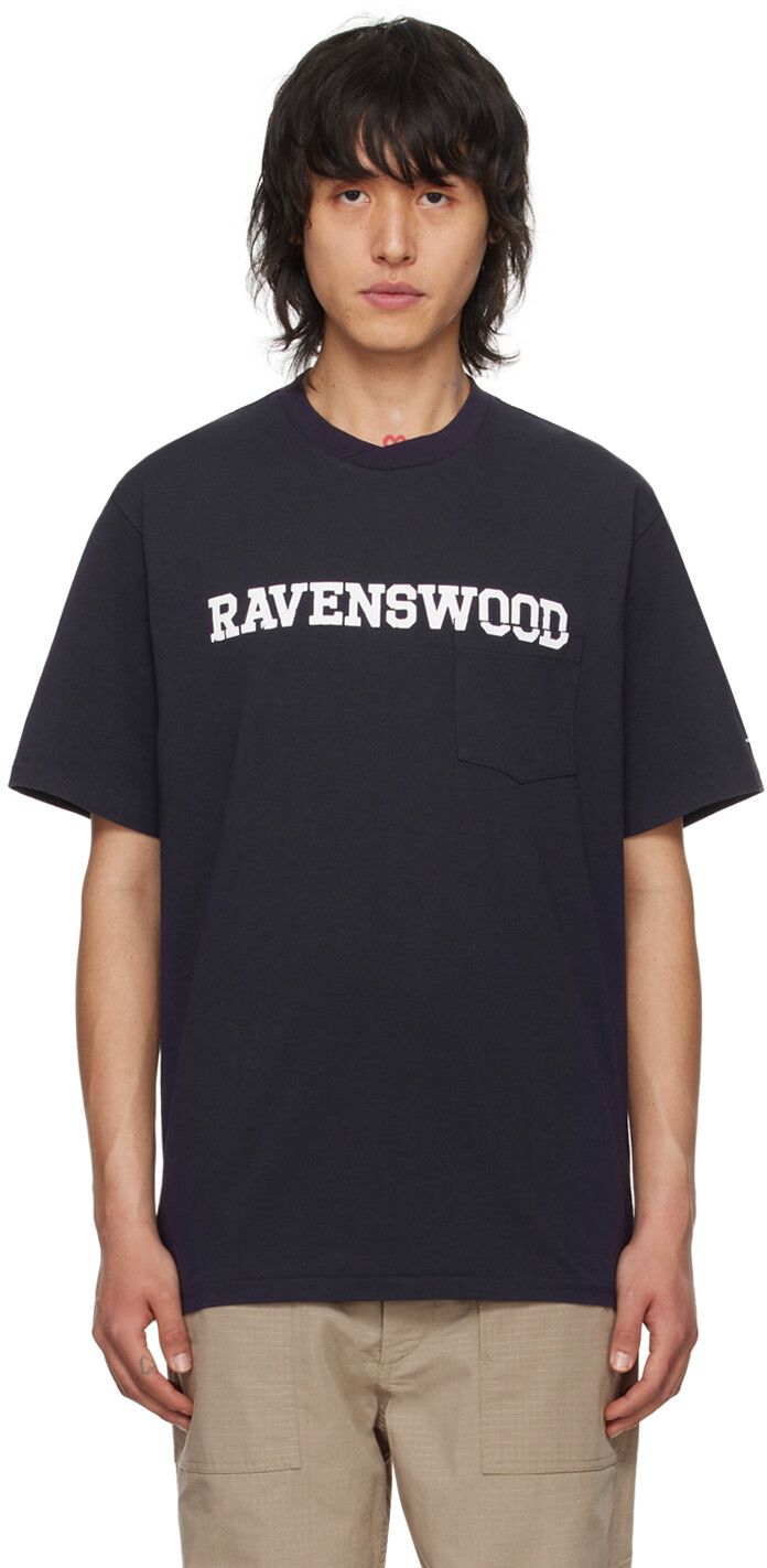 

Темно-синяя футболка с надписью «Ravenswood» Engineered Garments