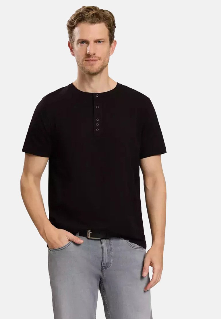 

Базовая футболка Cross Jeans, черный