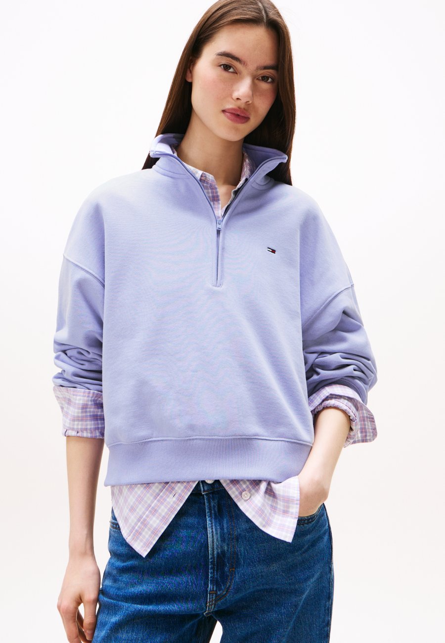 

Толстовка Tommy Jeans 1/4 ZIP, Vintage Iris/Lilac