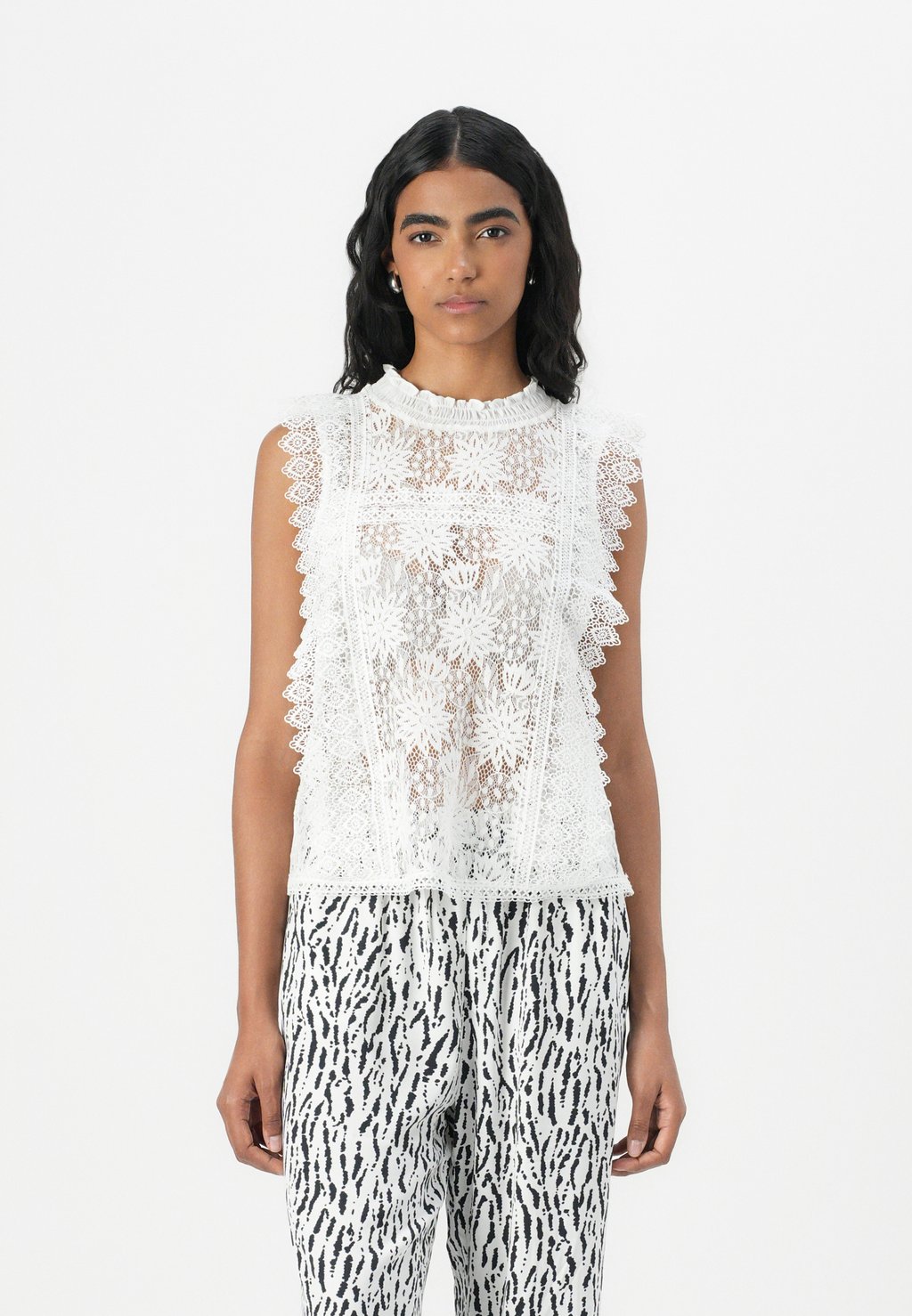 

Топ ONLGILLIAN O NECK - Blouse ONLY, кремовый