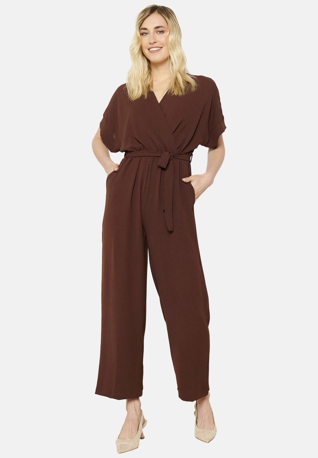 

Комбинезон FLOWY BELTED LolaLiza, коричневый