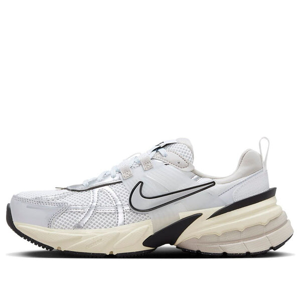 

Кроссовки v2k run runtekk Nike, белый