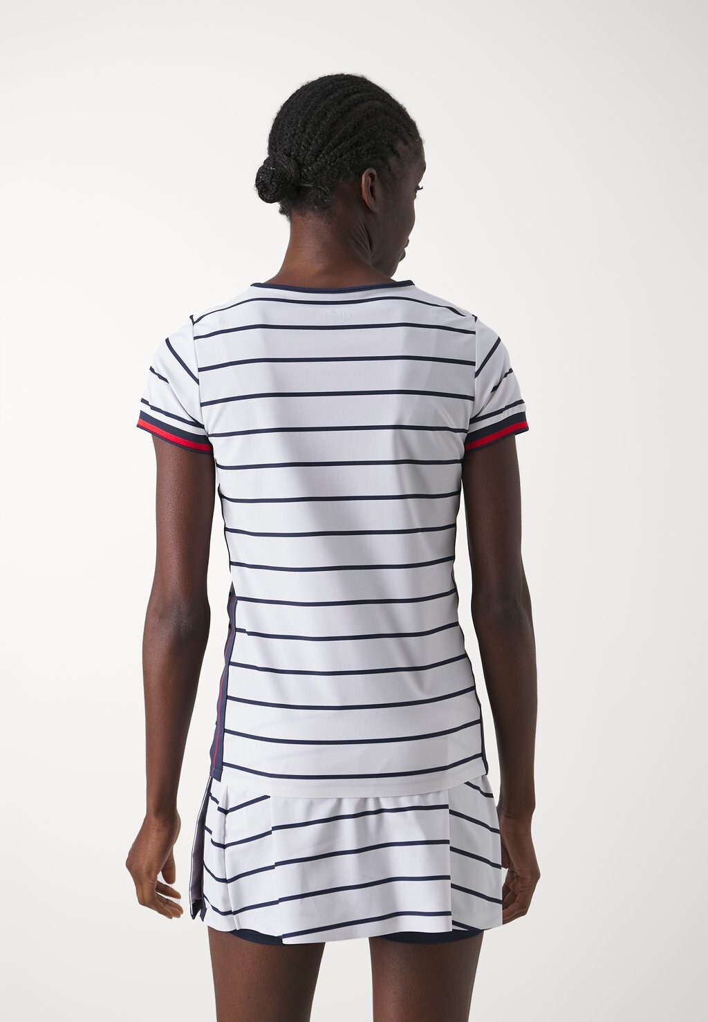 

Принт на футболке PIERCE Ellesse, белый