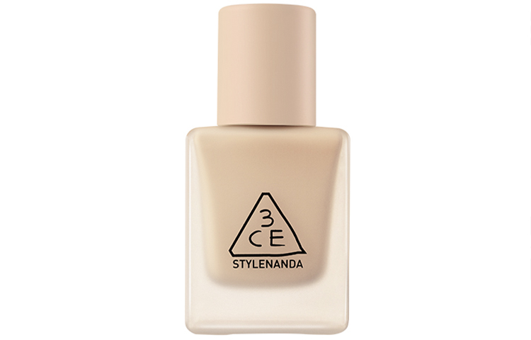 

Жидкий тональный крем / Крем-основа для женщин 3CE