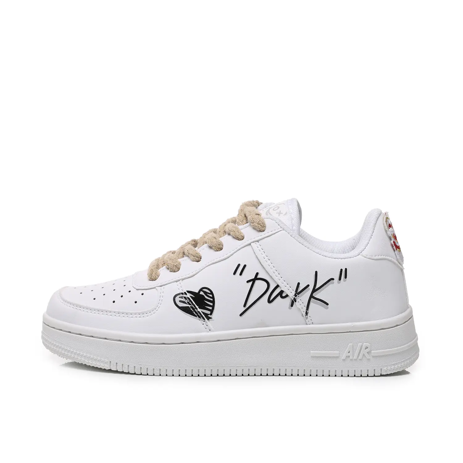 

CISSTEG Антискользящие и износостойкие влагоотводящие низкие скейтерские кроссовки для увеличения роста унисекс белые с черным принтом, цвет White Base Black Text