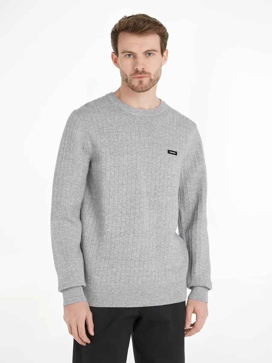 

Вязаный свитер Calvin Klein "STRUCTURE SWEATER" с фирменной этикеткой, серый