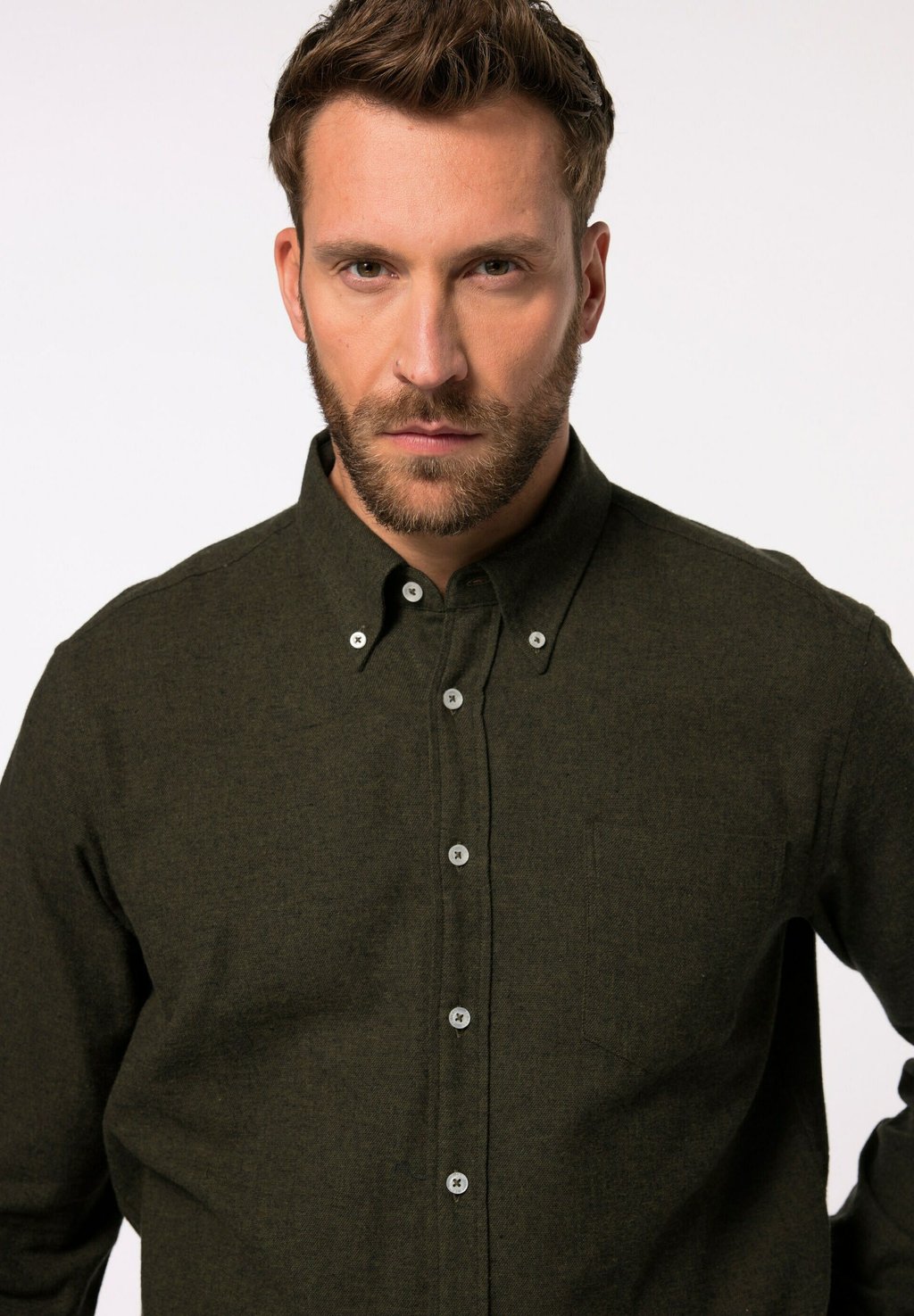 

Рубашка LANGARM BUTTONDOWN-KRAGEN MODERN FIT BIS 8 XL JP1880, зеленый
