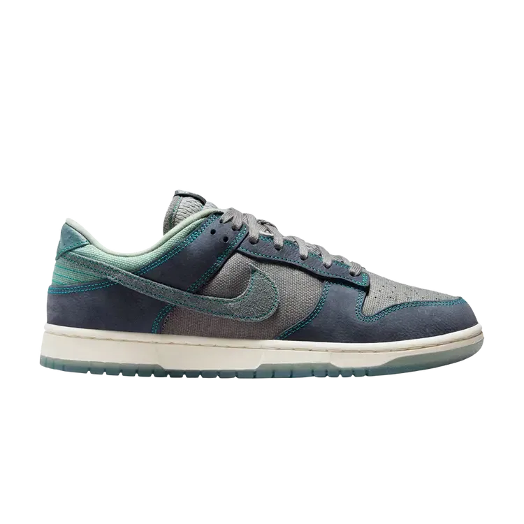 Кроссовки Nike Dunk Low Retro SE, синий