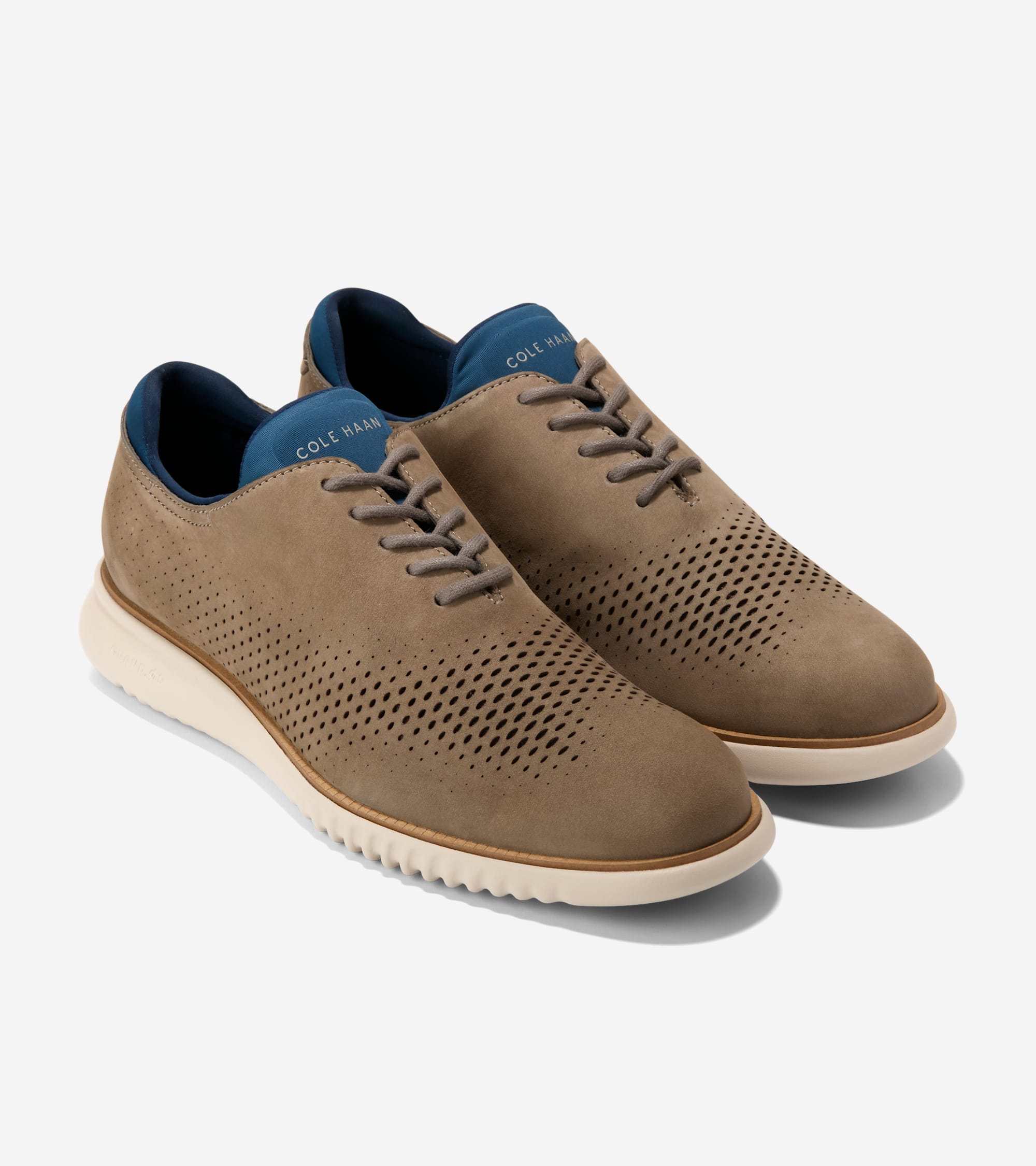 

Мужские оксфорды Cole Haan 2.ZEROGRAND Lined Laser Wingtip, цвет irish coffee-sand dollar