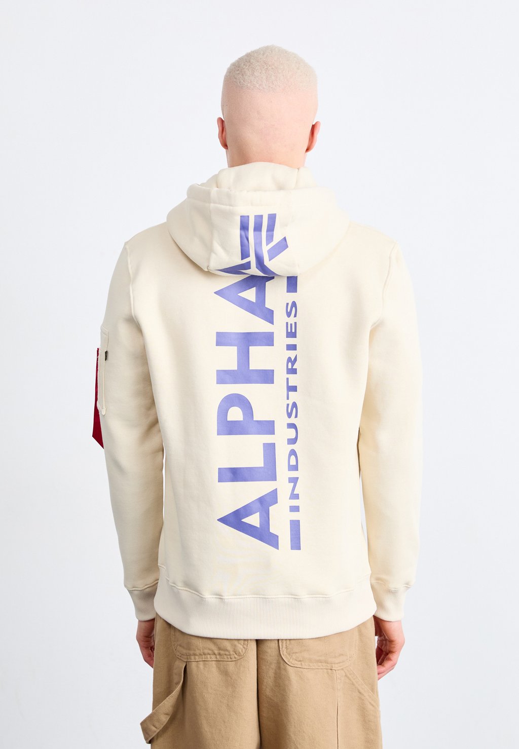 

Толстовка BACK PRINT HOODY Alpha Industries, молочный
