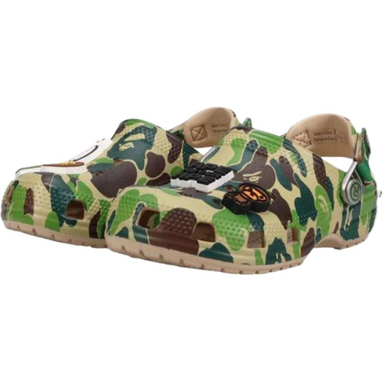 Детские сандалии A BATHING APE x Classic Clog с противоскользящей подошвой и износостойкими подошвами Crocs, зеленый — фото 4