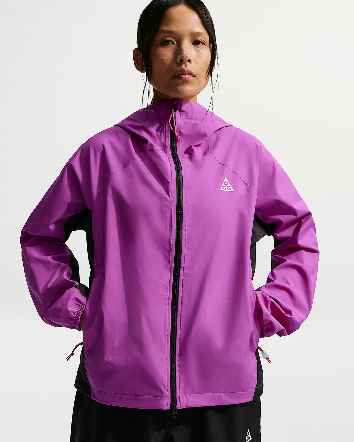 Женская куртка Storm-FIT ADV Nike ACG "Phantazma", Vivid Purple/Vivid Purple/Black/Summit White