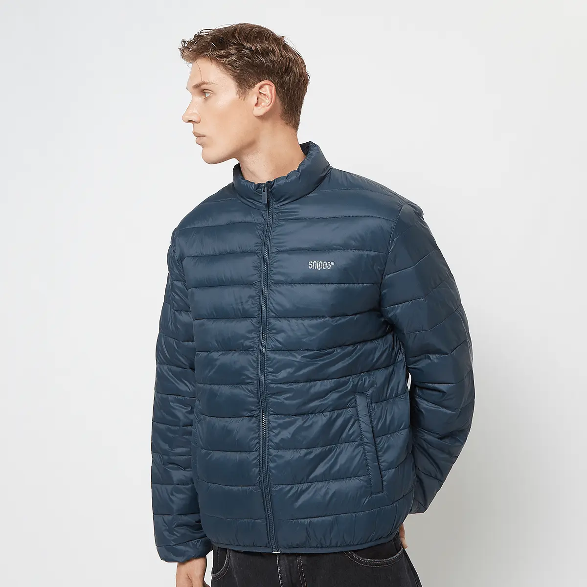 

Куртка SNIPES Small Logo Light Puffer Jacket, синий