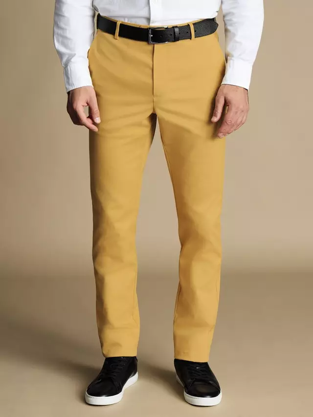 

Брюки чинос Charles Tyrwhitt Ultimate Straight Leg, желтый