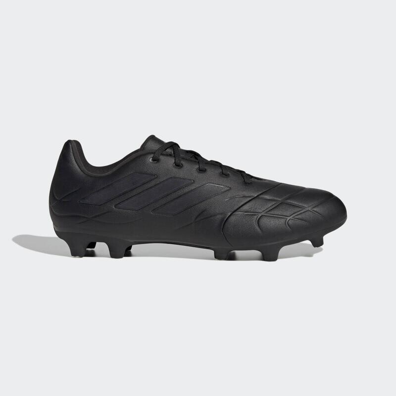 

Футбольные бутсы Adidas, черный