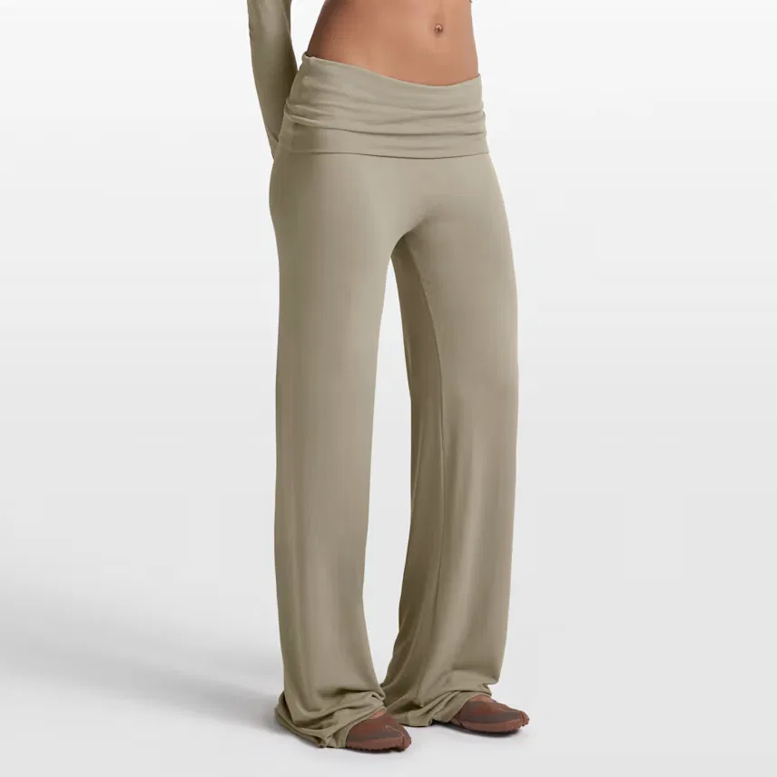 Брюки женские широкие SKIMS Stretch Knit Nike, NSKM Sand Dune — фото 4