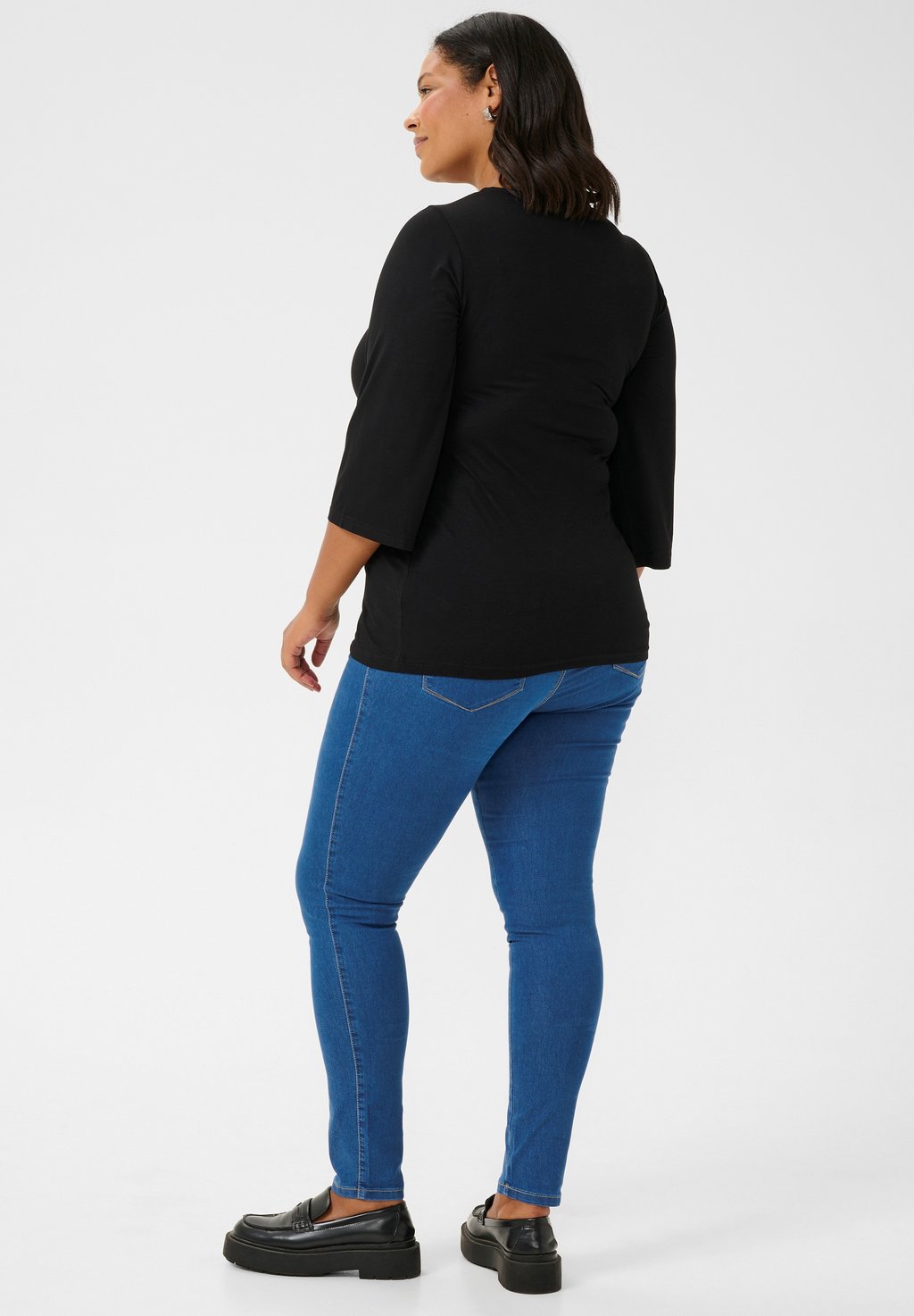 

Топ с длинными рукавами WINNI 3/4 SLEEVE Kaffe Curve, черный