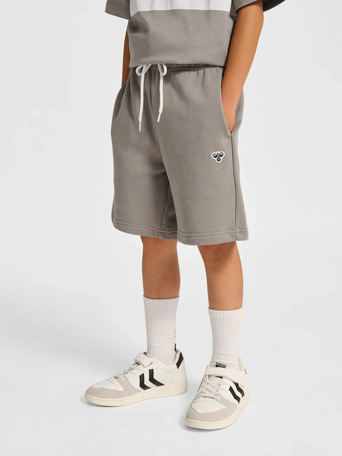 Шорты свободные Hummel, rock ridge