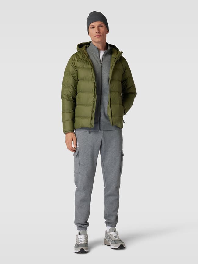 

Пуховик с капюшоном Under Armour, оливково-зеленый