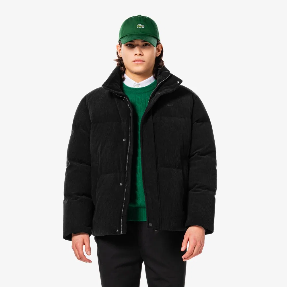 Мужской вельветовый пуховик чёрного цвета от Lacoste