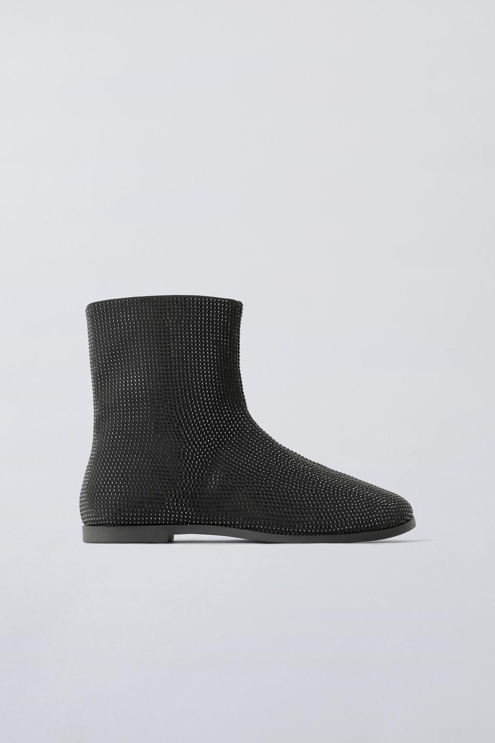 

Блестящие ботинки ZARA, черный