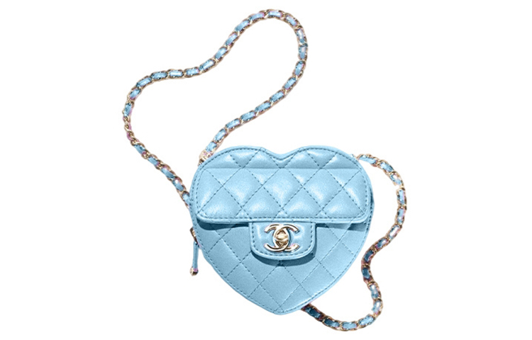 CHANEL Женская сумка через плечо из овчины небесно-голубого цвета — фото 2