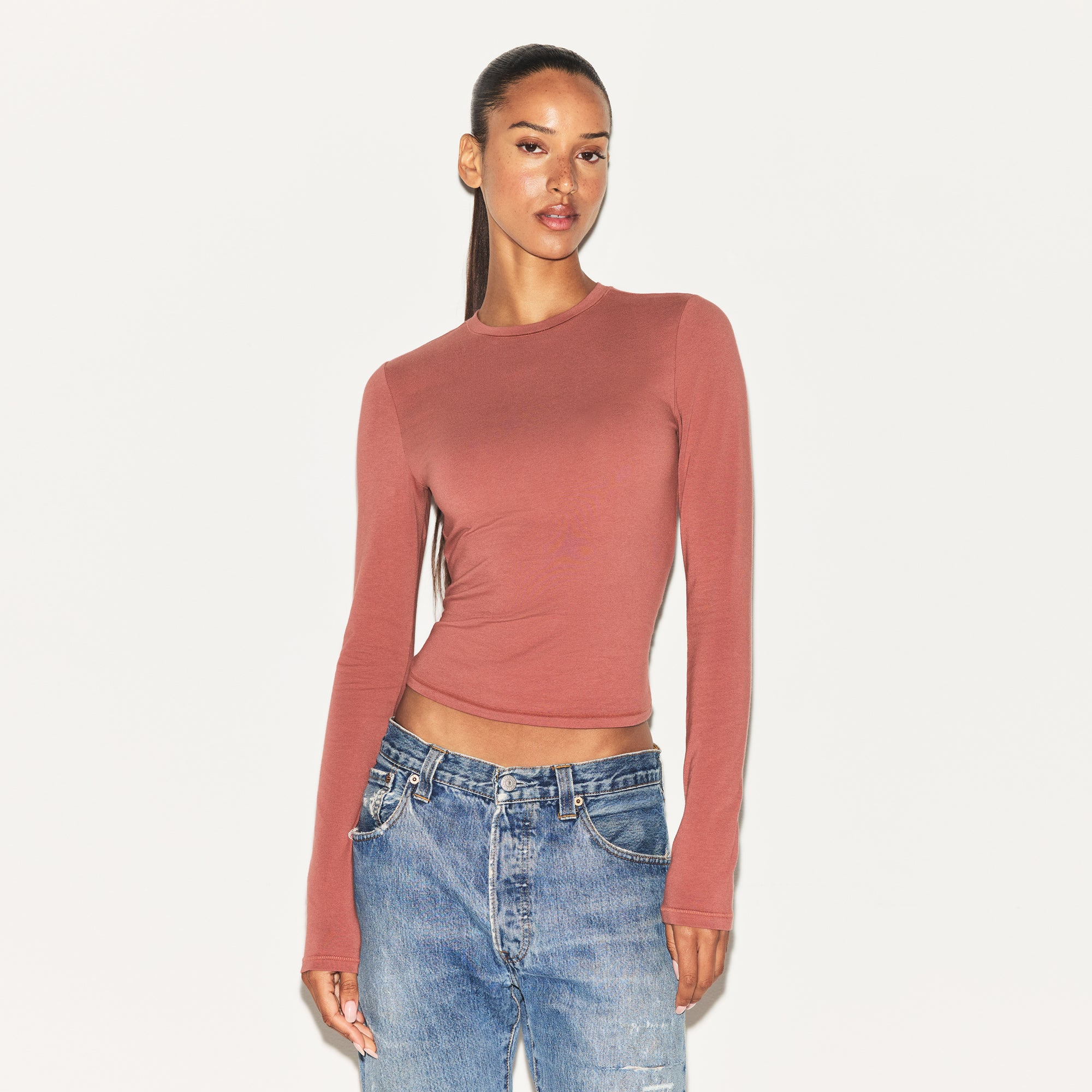 

Футболка с длинным рукавом SKIMS COTTON JERSEY, цвет redwood