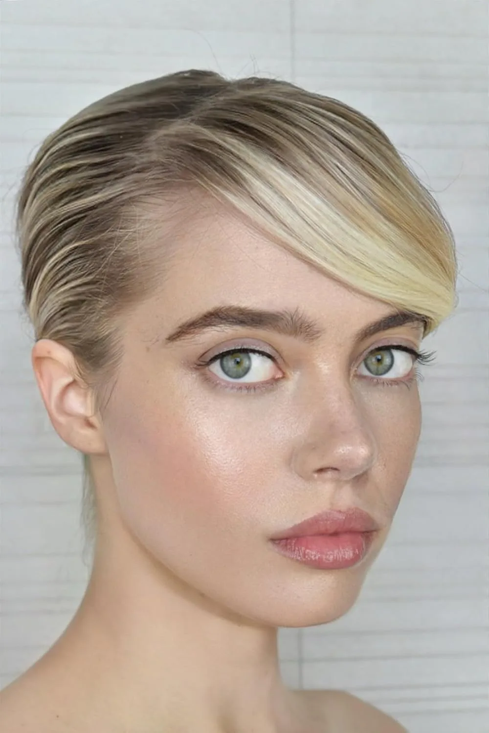 MĒTIER Creme Fresh Tint для щек и губ - осветляет и увлажняет, позволяет наслаивать цвет - кремовая, легко растушевываемая и стойкая формула для сияющего, влажного финиша. Le Metier De Beaute., Mystique — фото 2