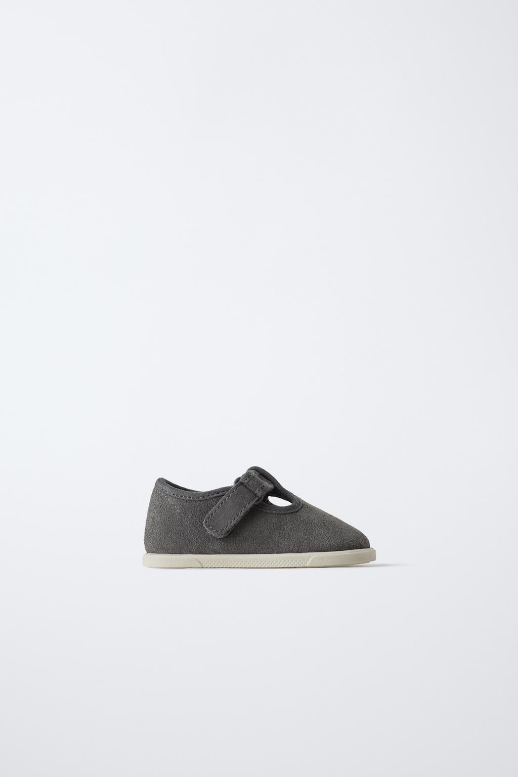 

Кожаные туфли на босу ногу ZARA, цвет Pearl grey