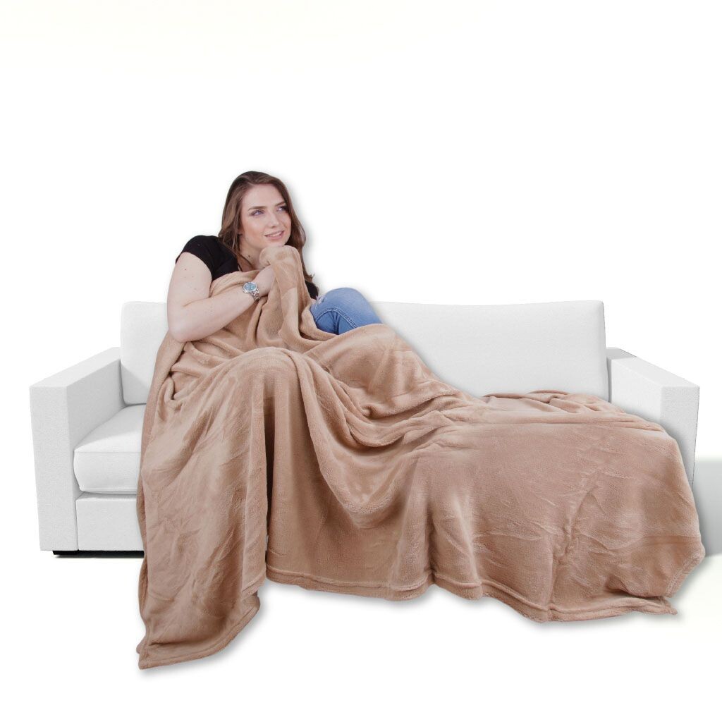 

Мягкий плед из микрофибры, цвет: бежевый, размеры: 220х240 см. Bestgoodies