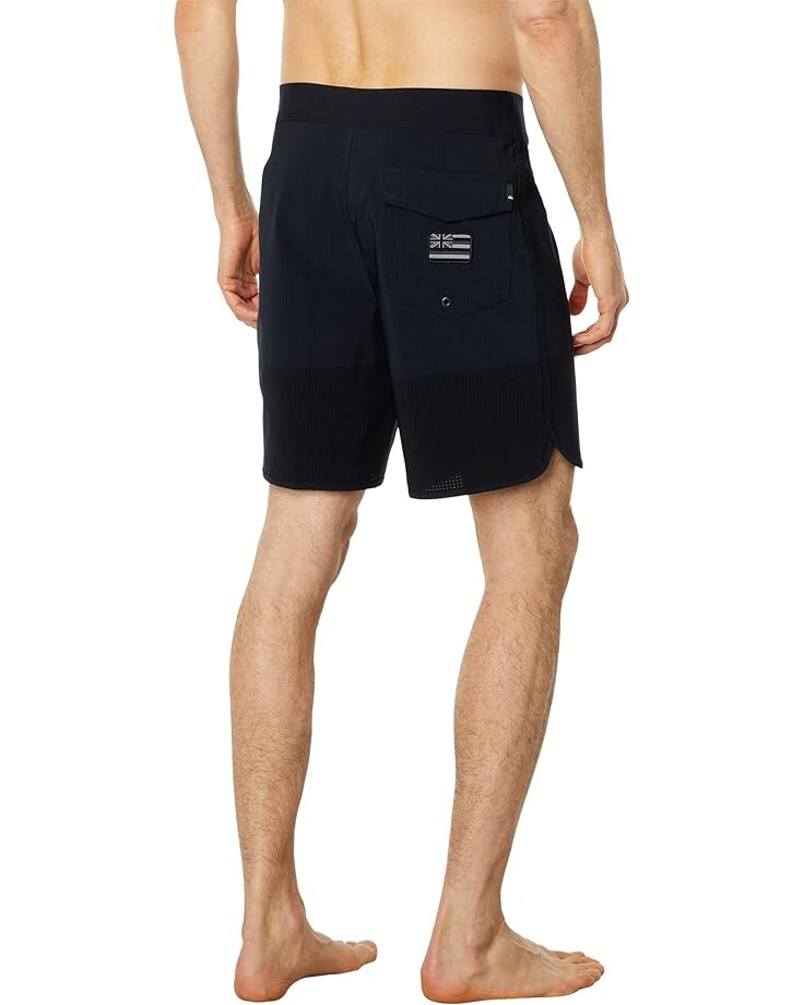 

Шорты для плавания Quiksilver Highlite Scallop 19" Boardshorts, цвет Black 1