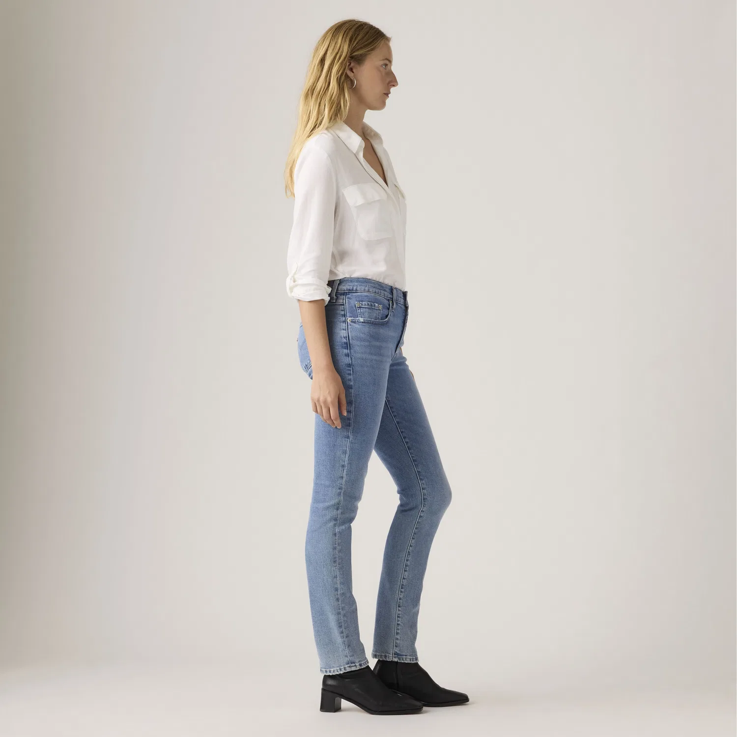 Женские джинсы Candiani с высокой посадкой и прямым кроем, модель 724 Levi's, Medium Wash — фото 4