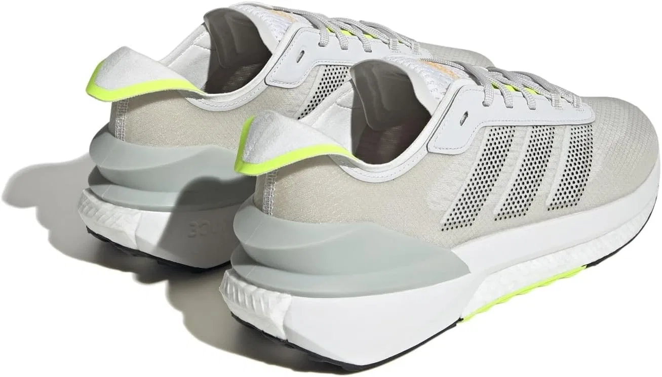 Мужские кроссовки Adidas Performance Avryn, White Lemon — фото 4
