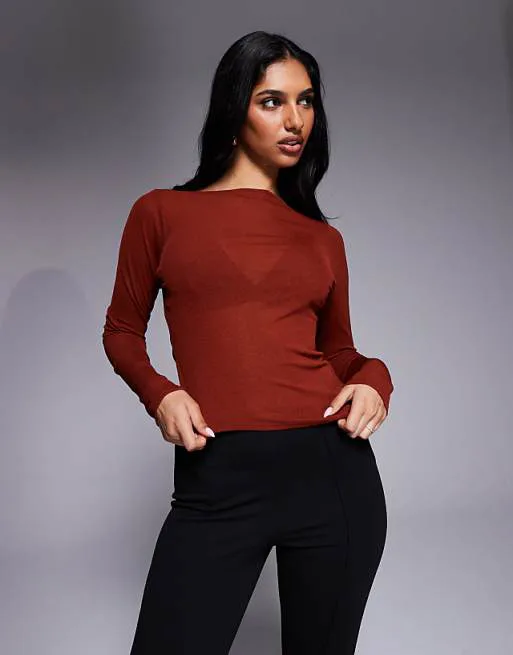 

Ржавый прозрачный топ с длинными рукавами и асимметричным подолом ASOS DESIGN