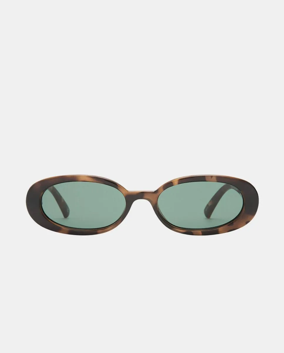 

Овальные солнцезащитные очки унисекс в литой оправе Le Specs, коричневый