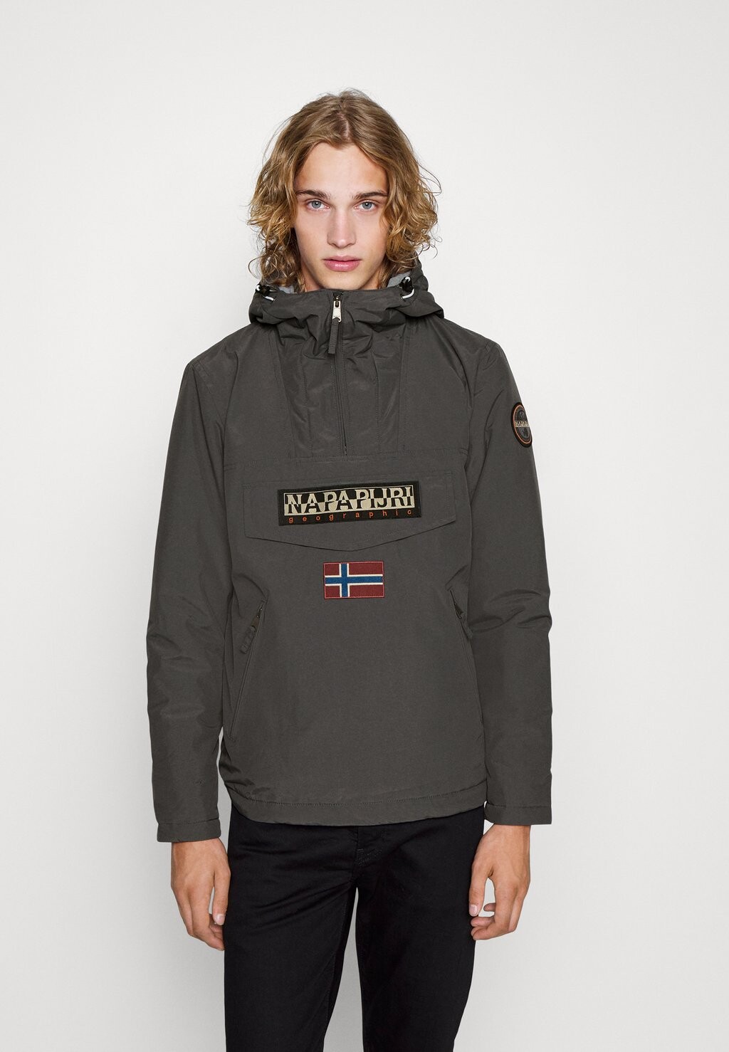 

Сумка для развлечений Napapijri RAINFOREST POCKET, цвет dark grey solid