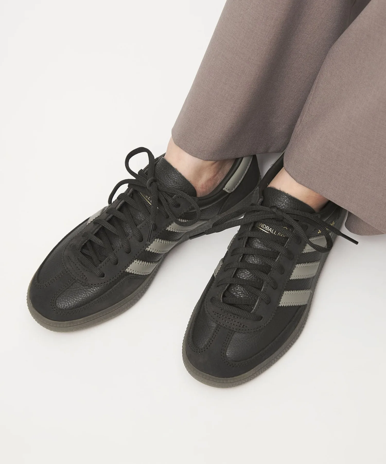 Мужские кроссовки из натуральной кожи adidas Originals HANDBALL SPEZIAL темно-коричневые — фото 3