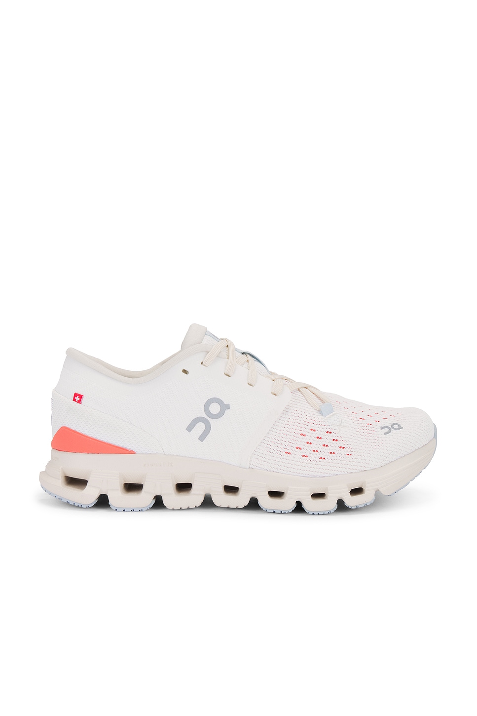 Кроссовки Cloud x 4 On, ivory & salmon