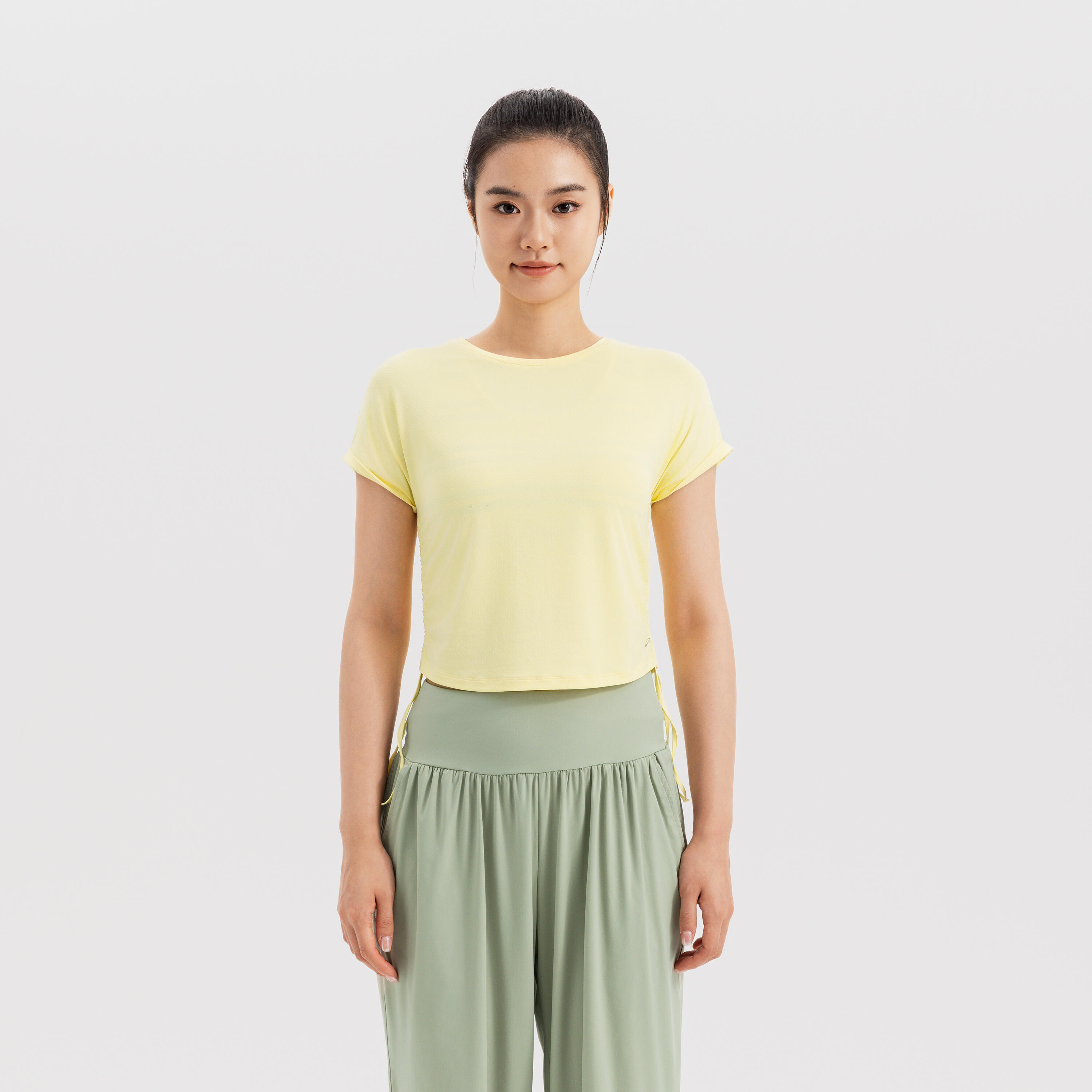 

Женская танцевальная футболка с кулиской Decathlon