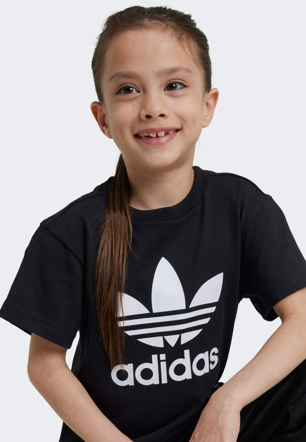

Футболка с принтом Trefoil Tee adidas Originals, черная