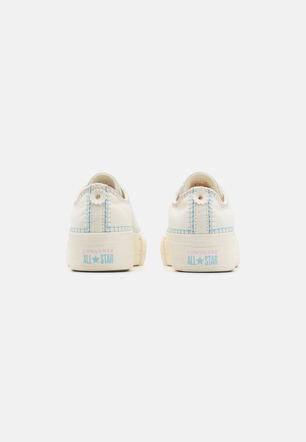 

Кроссовки Chuck Taylor All Star Lift Platform Crafted Stitching Converse, egret/true sky/gold