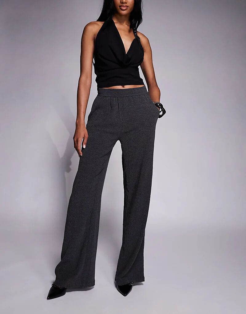 

Широкие фактурные брюки ASOS DESIGN Tall черного цвета