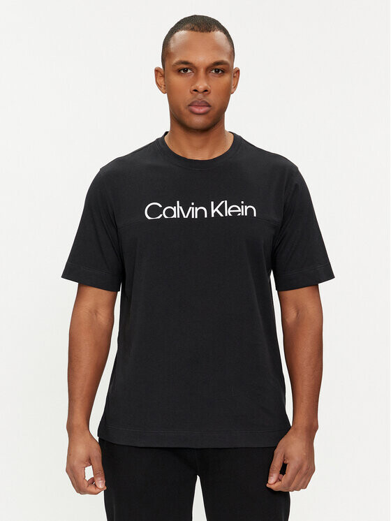 

Футболка стандартного кроя Calvin Klein, черный
