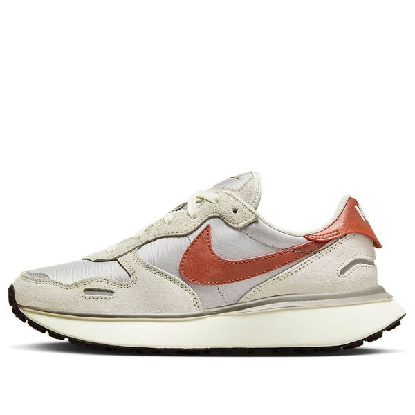 

Кроссовки феникс вафли Nike, белый