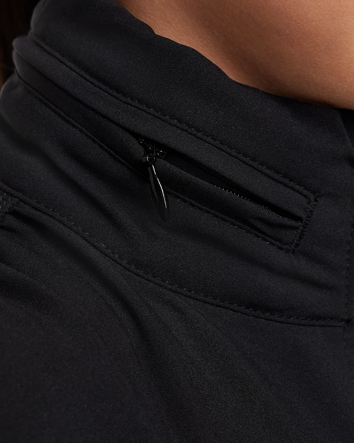 Детская куртка Nike Dri-FIT Lightweight для девочек, Black/White — фото 4