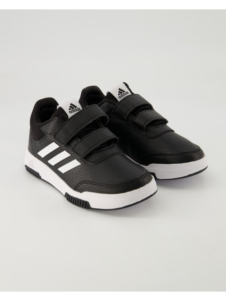 

Кроссовки на шнуровке adidas, черный