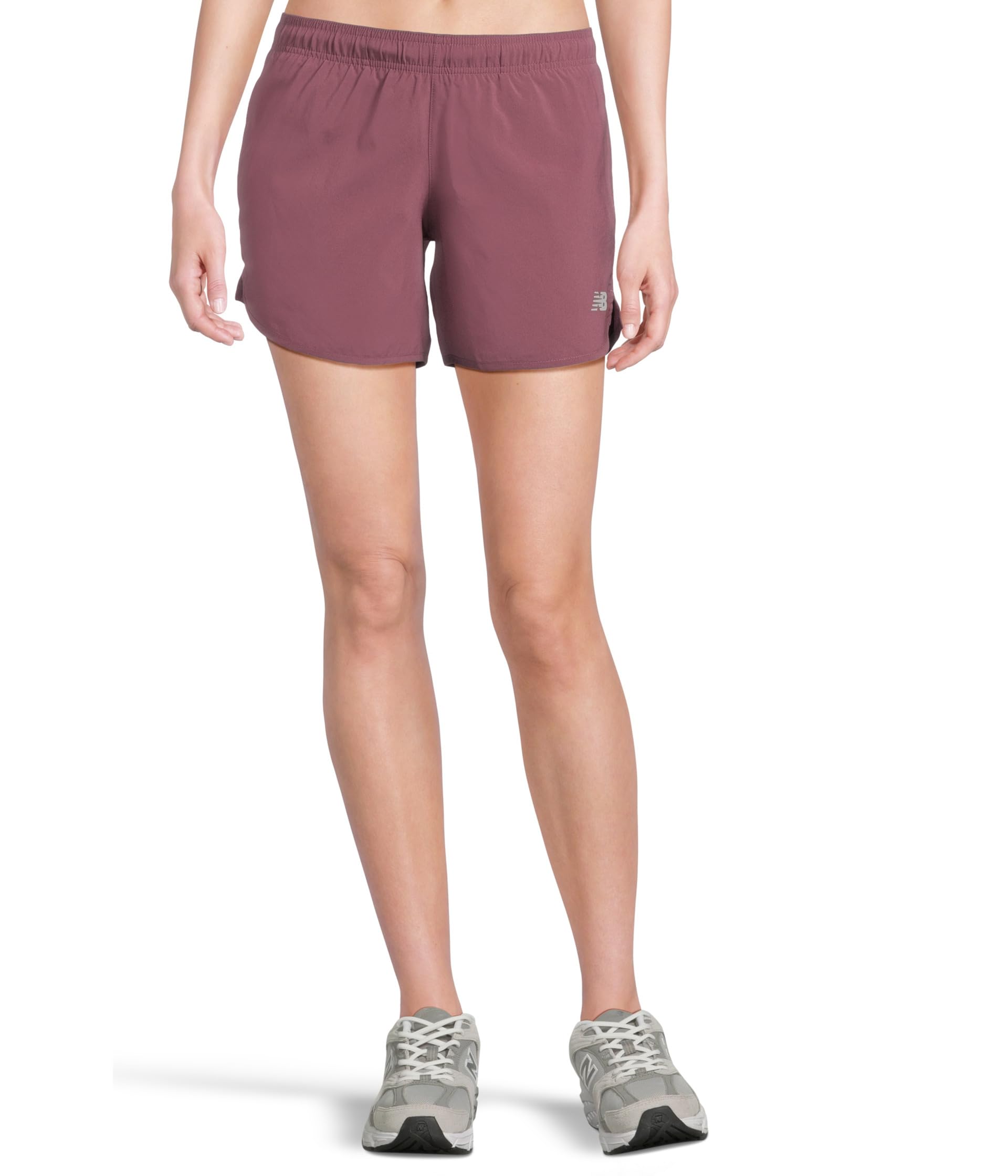 

Шорты New Balance Sport Essentials Short 5", Faded Plum