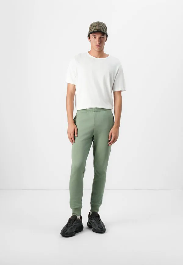 Спортивные штаны унисекс Lacoste, Thyme — фото 2