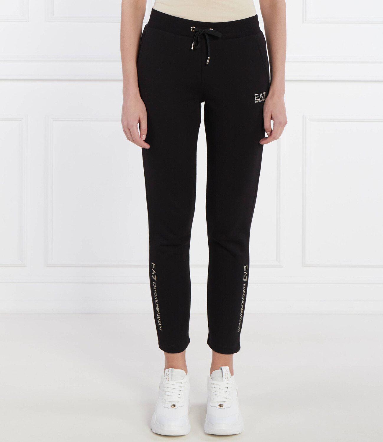 

Спортивные брюки EA7 Regular Fit, черный