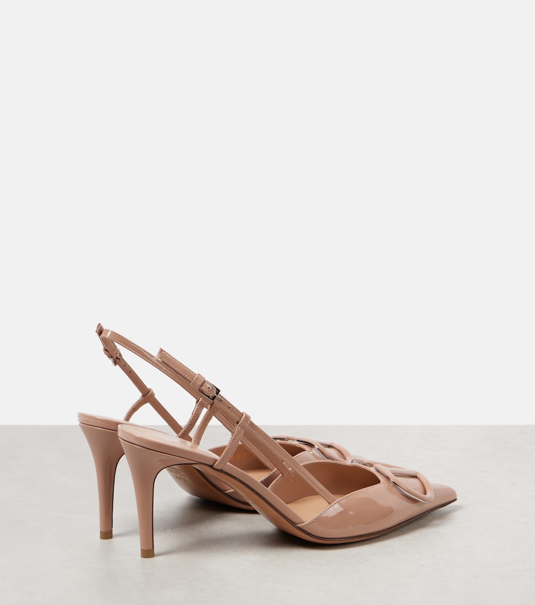 Vlogo Signature 80 лаковые туфли-лодочки на шпильке с ремешком Valentino Garavani, Rose Cannelle — фото 2